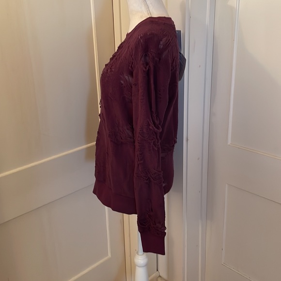 🌟New🌟Iro Distressed Sweatshirt - Picture 6 of 10